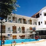 Daire Nikiana Beach *