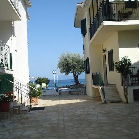 Nikiana Beach